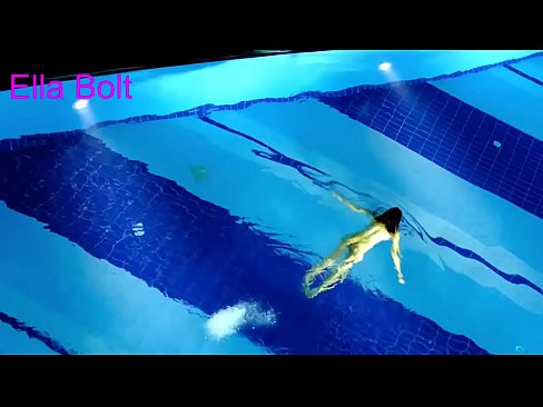 ❤️ No puc parar de mirar-la, jove rossa presa nedant nua a la piscina del complex ELLA BOLT ❤ Porno preciós al ca.porngameshub.ru ❌️❤